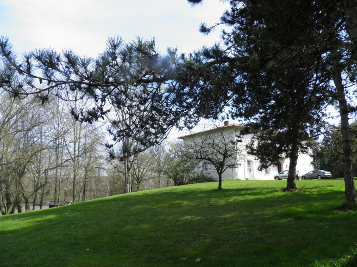 L'Escalere Bed and Breakfast Arnaud-Guilhem Buitenkant foto